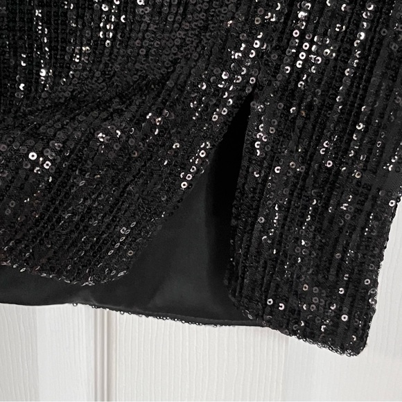 SEQUINNED MINI SKIRT BY ÉTOPHE STUDIOS - Picture 3 of 6